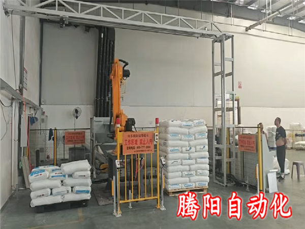 無紡布樹脂顆粒拆包投料機器人——助力企業邁向自動化新時代